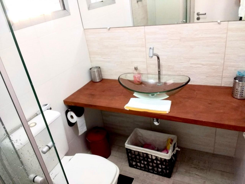 Imagem 5 da galeria do anúncio: Quarto super localizado na Simão