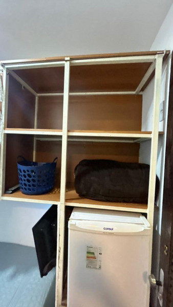 Imagem 10 da galeria do anúncio: Quartos- prox  tv Record e praia Recreio