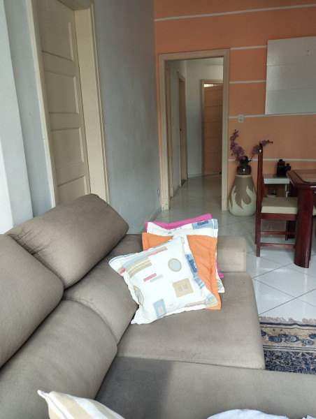 Imagem 1 da galeria do anúncio: QUARTO NA BARRA