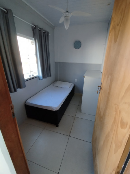 Imagem 1 da galeria do anúncio: Quarto privativo em Vila Velha