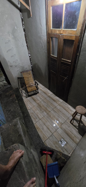 Imagem 2 da galeria do anúncio: Quarto espacoso em rua super tranquila em Laranjeiras