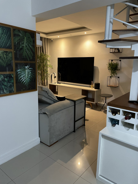 Imagem 2 da galeria do anúncio: Linda cobertura perto do comercio!