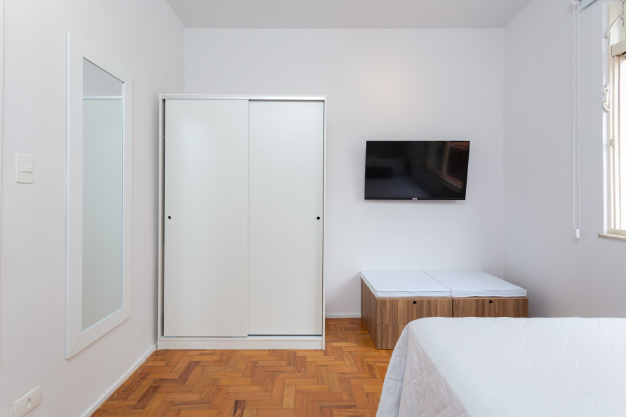 Imagem 2 da galeria do anúncio: Quarto com banheiro exclusivo | Metrô Brigadeiro