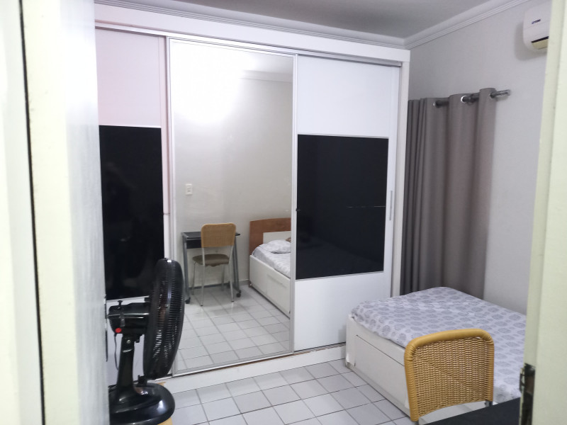 Imagem 3 da galeria do anúncio: Aluguel de quarto em apartamento na Várzea