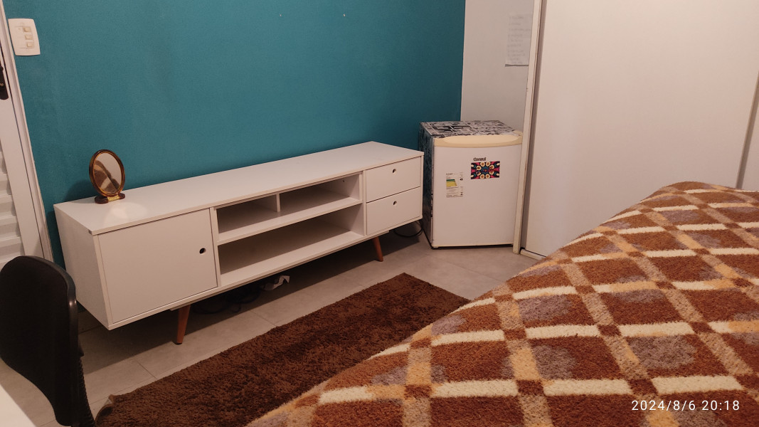 Imagem 14 da galeria do anúncio: QUARTO C/ BANHEIRO PRIVATIVO VILA CRUZ  (CHÁC.STO.ANTONIO)