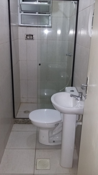 Imagem 6 da galeria do anúncio: Quarto compartilhado para Moças sem Vícios