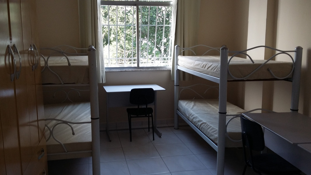 Imagem 3 da galeria do anúncio: Quarto compartilhado para Moças sem Vícios