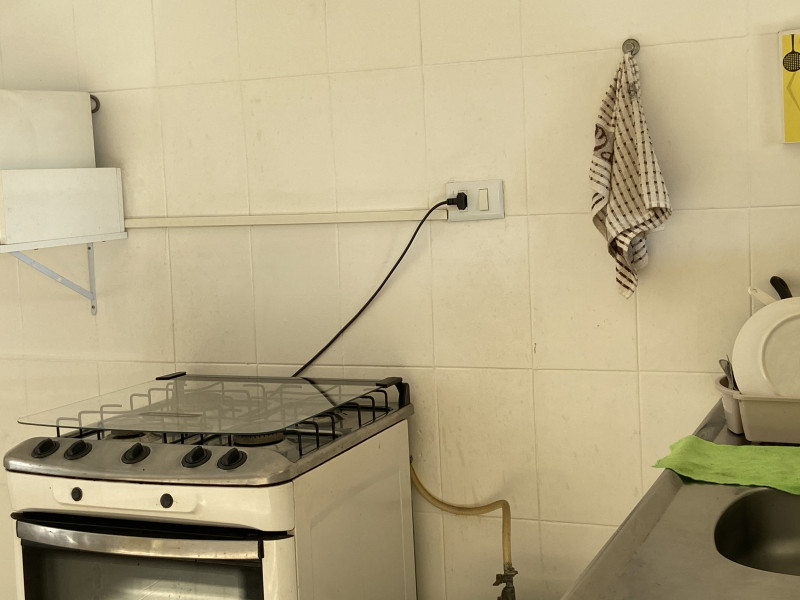 Imagem 8 da galeria do anúncio: Alugo Suite e Quarto Simples no P. Industrial em SJ Campos