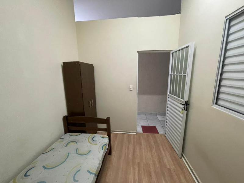 Imagem 6 da galeria do anúncio: ***ótimo quarto Mobiliado Mooca***