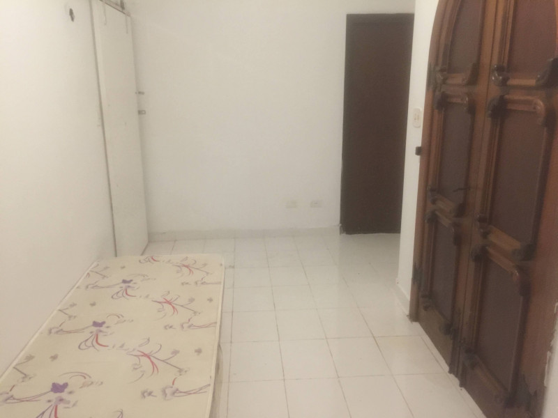 Imagem 4 da galeria do anúncio: Vagas de quartos individuais e mobiliados