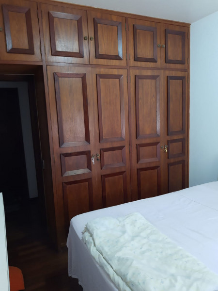 Imagem 5 da galeria do anúncio: Alugo quarto em frente a Estação Cantagalo do Metrô.