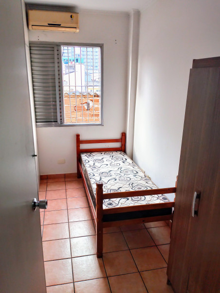 Imagem 5 da galeria do anúncio: Aluga-se quarto *mulher. Ótima localização!