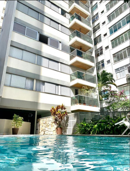 Imagem 4 da galeria do anúncio: QUARTO INCRÍVEL COM VARANDA NO JARDINS (TUDO INCLUSO)