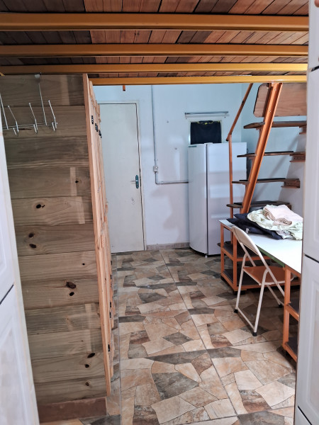 Imagem 3 da galeria do anúncio: Residencial Feminino Castelinho