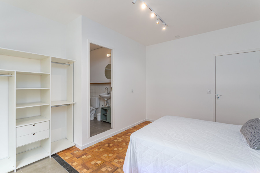 Imagem 6 da galeria do anúncio: Suite individual | Metrô Ana Rosa