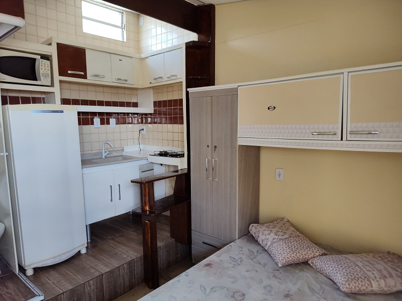 Imagem 14 da galeria do anúncio: Mini quitinete mobiliada, ou quartos