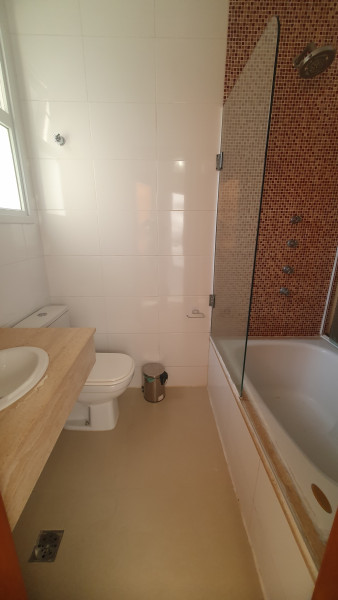 Imagem 4 da galeria do anúncio: suite independente com varanda.