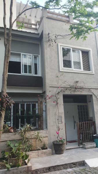 Imagem 8 da galeria do anúncio: suite independente com varanda.