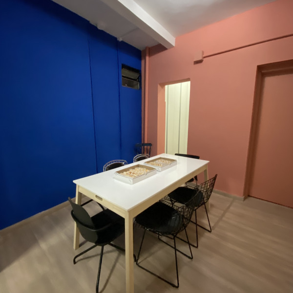 Imagem 10 da galeria do anúncio: QUARTO EM CASA COM PISCINA PRÓXIMO DA UFRGS CENTRO