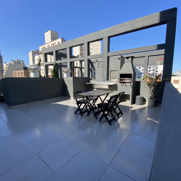 Imagem 18 da galeria do anúncio: QUARTO EM CASA COM PISCINA PRÓXIMO DA UFRGS CENTRO