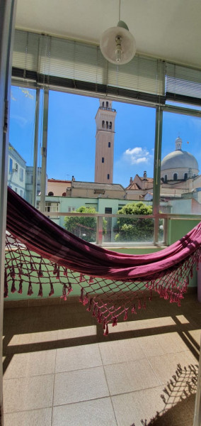 Imagem 6 da galeria do anúncio: Quarto amplo e charmoso c/ varanda na Tijuca, perto do metrô