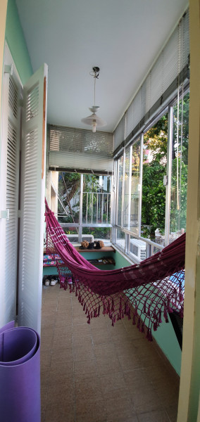 Imagem 5 da galeria do anúncio: Quarto amplo e charmoso c/ varanda na Tijuca, perto do metrô