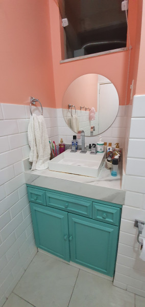 Imagem 12 da galeria do anúncio: Quarto amplo e charmoso c/ varanda na Tijuca, perto do metrô