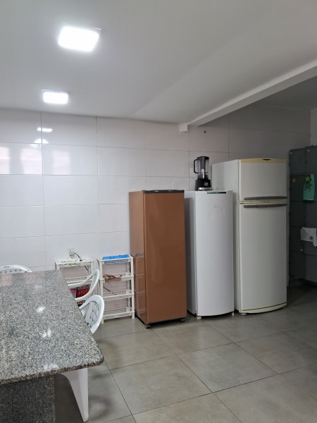 Imagem 10 da galeria do anúncio: República Espaço Jovem - FEMININA