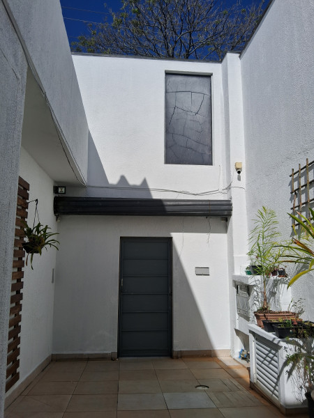 Imagem 1 da galeria do anúncio: República Espaço Jovem - FEMININA