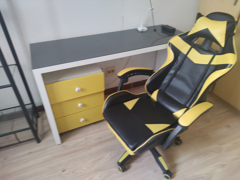 Imagem 8 da galeria do anúncio: Quarto de solteiro.