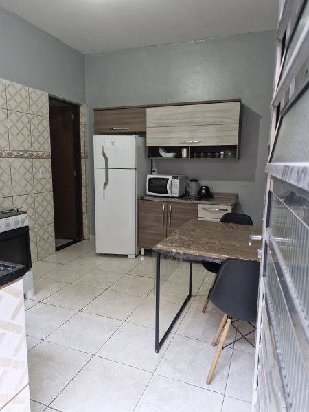 Imagem 1 da galeria do anúncio: kitnet, Casa toda mobiliada