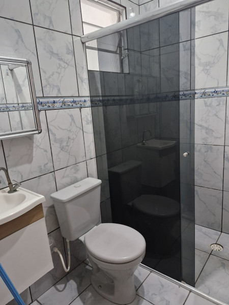 Imagem 5 da galeria do anúncio: kitnet, Casa toda mobiliada