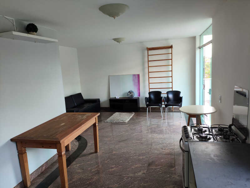 Imagem 5 da galeria do anúncio: Suíte Em Casa No Mangabeiras >> Contas Inclusas<<