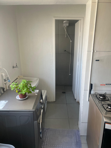 Imagem 8 da galeria do anúncio: R Oscar Freire / Metro  - Quarto em lindo apartamento