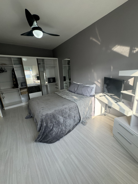 Imagem 20 da galeria do anúncio: R Oscar Freire / Metro  - Quarto em lindo apartamento