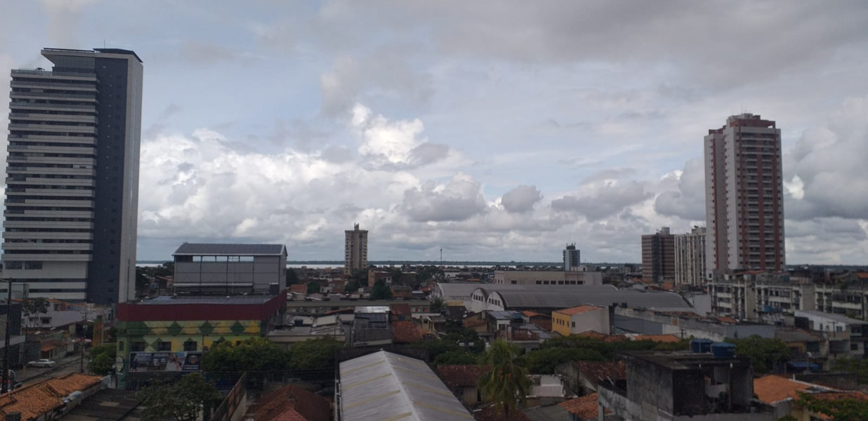 Imagem 2 da galeria do anúncio: Quarto mobiliado em apartamento próximo à P. Batista Campos