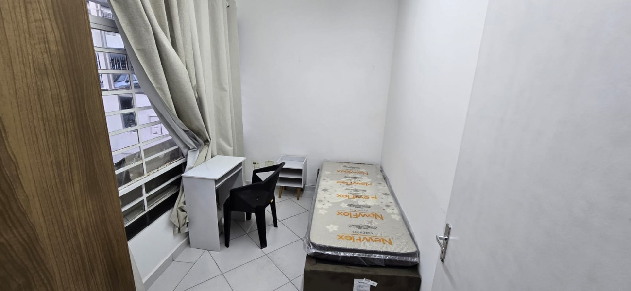 Imagem 1 da galeria do anúncio: Quarto a 1 minuto do metro saúde