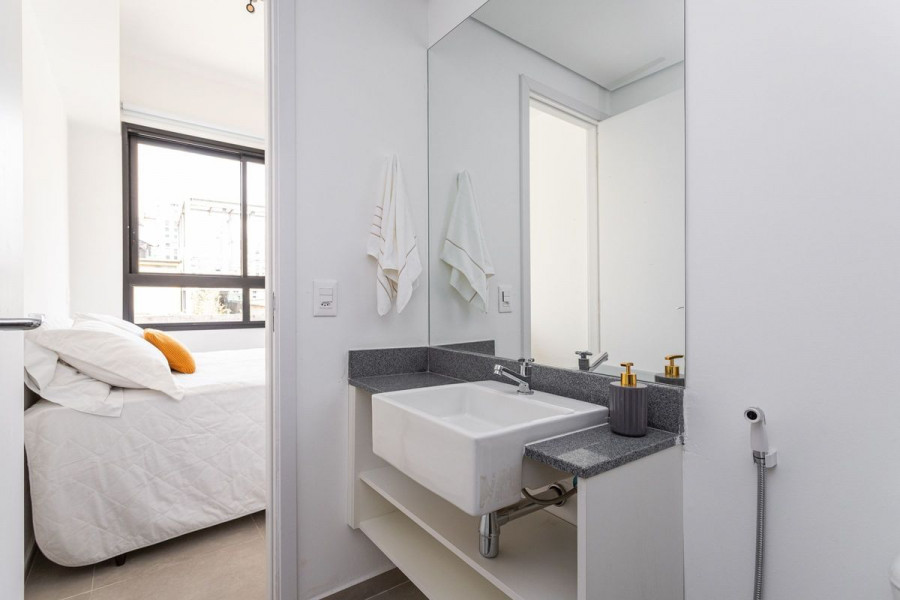 Imagem 9 da galeria do anúncio: Apartamento com 1 Quarto para alugar, 18m² - Centro