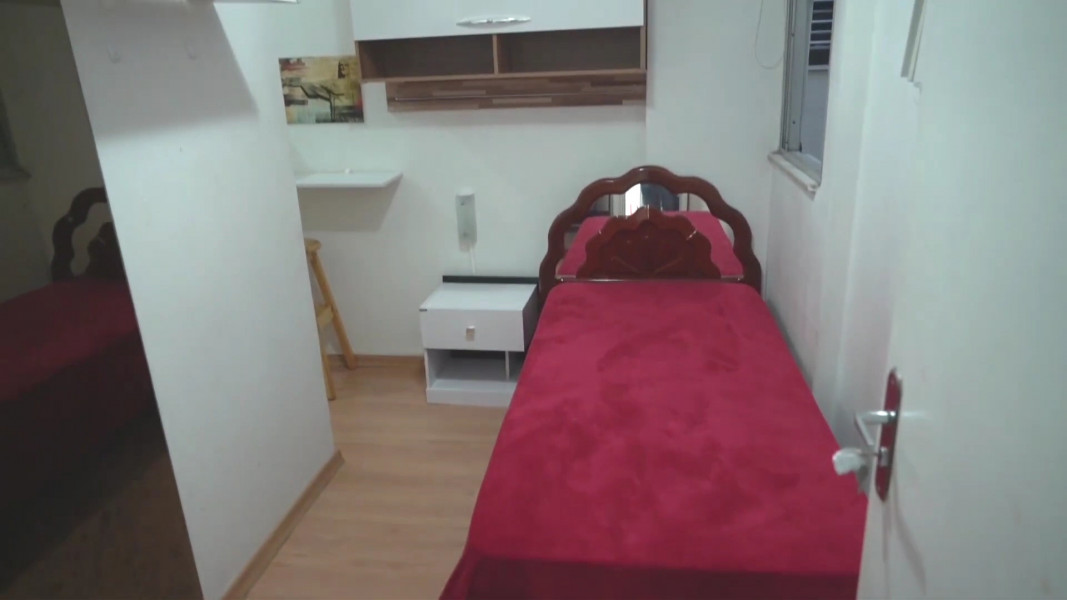 Imagem 1 da galeria do anúncio: QUARTO 04