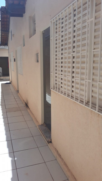 Imagem 2 da galeria do anúncio: Suítes com Cozinha e Lavanderia Compartilhadas