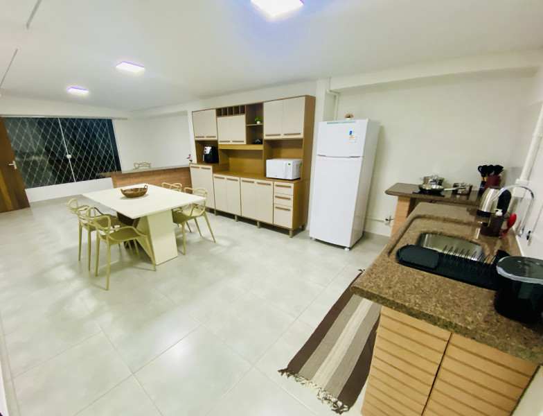 Imagem 18 da galeria do anúncio: Aluga 01 quarto p/ moça c/ contas inclusas