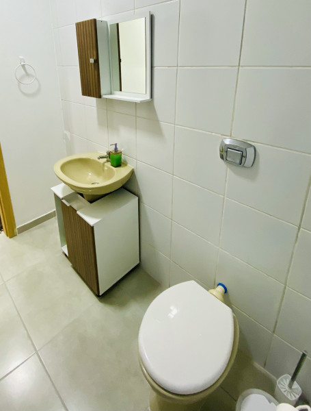 Imagem 9 da galeria do anúncio: Aluga 01 quarto p/ moça c/ contas inclusas