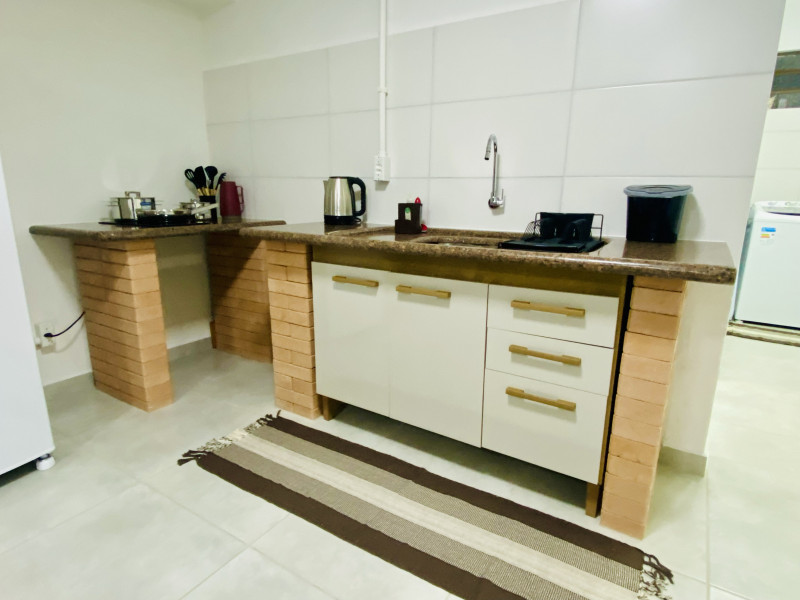 Imagem 17 da galeria do anúncio: Aluga 01 quarto p/ moça c/ contas inclusas