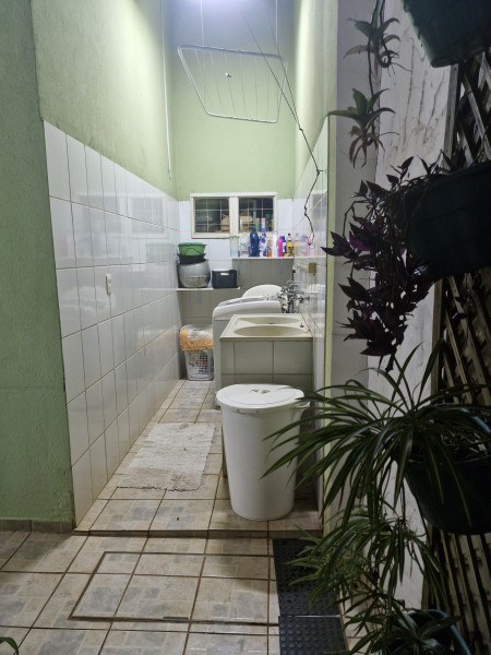 Imagem 6 da galeria do anúncio: Alugo quarto para estudantes e trabalhador - mulheres