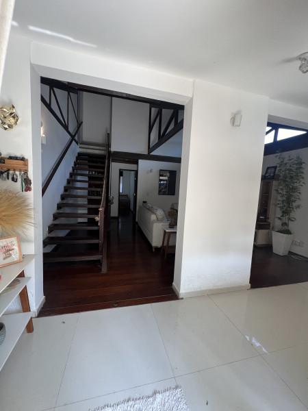 Imagem 7 da galeria do anúncio: Quarto na Barra da Tijuca