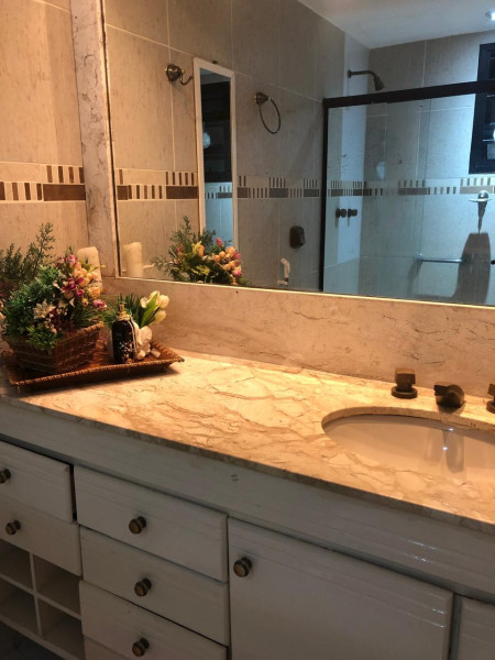 Imagem 5 da galeria do anúncio: apartamento alto padrão só moças