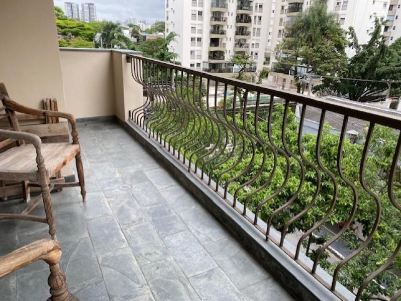 Imagem 10 da galeria do anúncio: Moema - Quarto Feminino