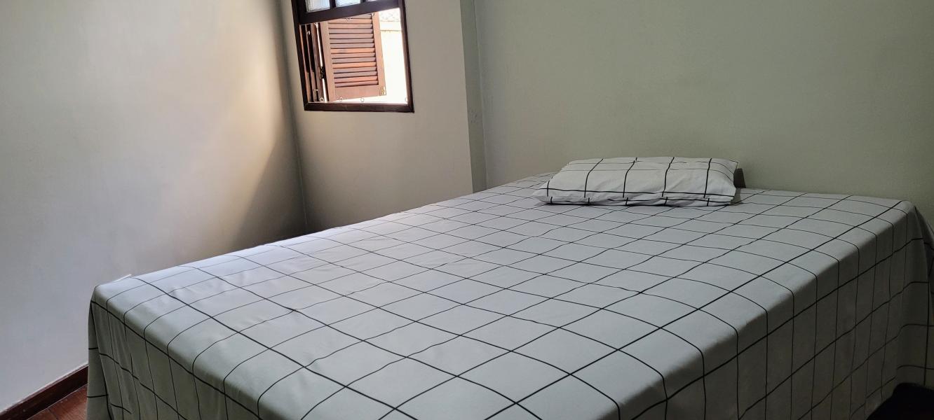 Imagem 3 da galeria do anúncio: PIT STOP: Suíte com Cama de Casal(BanheiroPrivado)