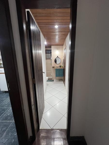 Imagem 3 da galeria do anúncio: Quarto na Barra da Tijuca