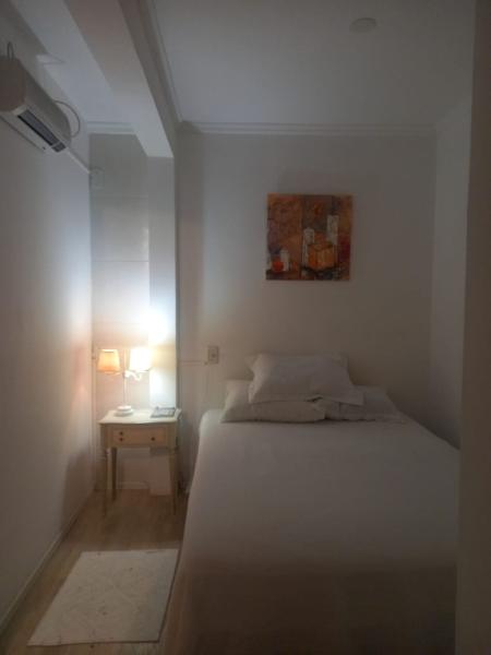 Imagem 8 da galeria do anúncio: Quarto (Estudio) em excelente localização